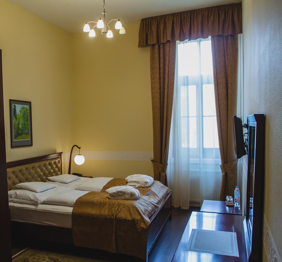 Fonix Wellness Hotel 2*